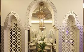 เดอะ เวอร์รันด้า โฮเทล (SHA Extra Plus)